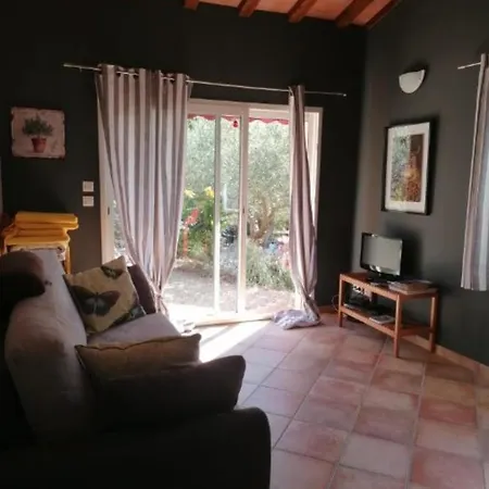 Guest house Le D'anthenea *