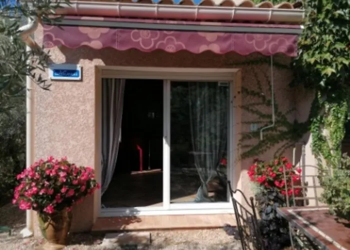 Le D'anthenea Πανσιόν Saint-Christol-lès-Alès